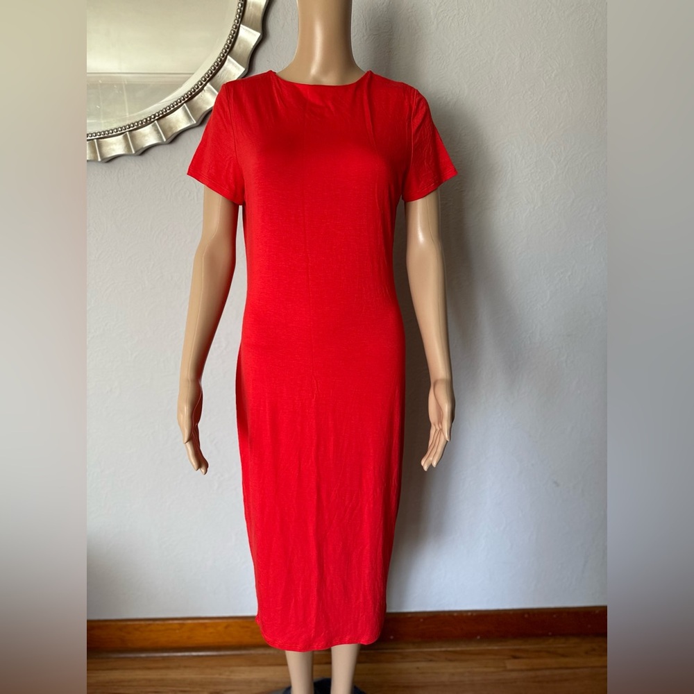 NWOT Amore All. F.Y. Pink Red T-shirt Soft Dres Size Large
